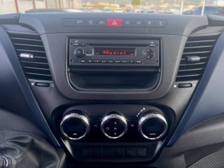 IVECO Daily 35S14SV 2.3HPT PM-SL-TA Furgone