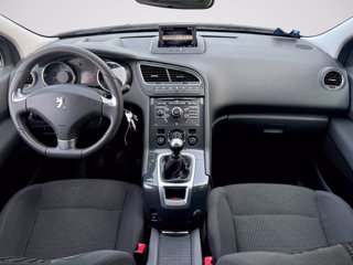 PEUGEOT 5008 1.6 THP 156CV Allure