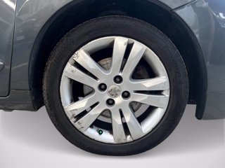 PEUGEOT 5008 1.6 THP 156CV Allure