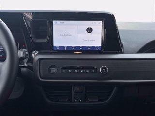 FORD Tourneo Courier 1.0 EcoBoost Titanium